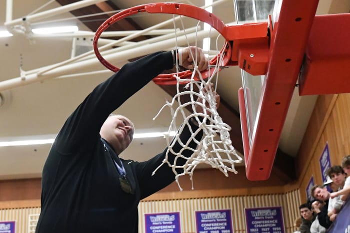 a Silverton Crater 5A Oregon girls basketball final 2024 Leon Neuschwander 99